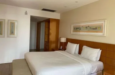 Atlântica imóveis tem excelente flat à venda na glória, macaé/rj por r$ 210.000,00.