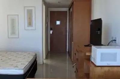 Atlântica imóveis tem excelente flat com 1 dormitório, 39 m² - venda por r$ 120.000,00 no mercure - macaé/rj.