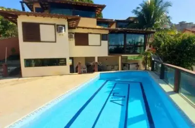 Atlântica imóveis oferece excelente casa para venda por r$ 2.800.000,00 em geribá -búzios/rj.