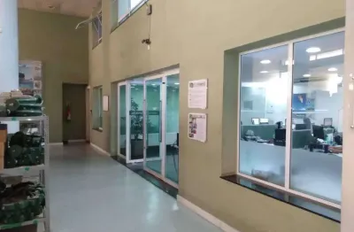 Prédio, 3340 m² - venda por r$ 12.000.000,00 ou aluguel por r$ 81.166,67/mês - granja dos cavaleiros - macaé/rj