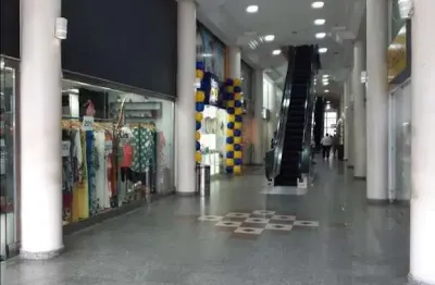 Atlântica imóveis tem excelente loja à venda, 44 m² por r$ 350.000,00 - centro - macaé/rj.