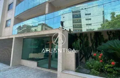 Atlântica imóveis tem excelente apartamento para locação na praia do pecado, macaé/rj por $6.000,00.