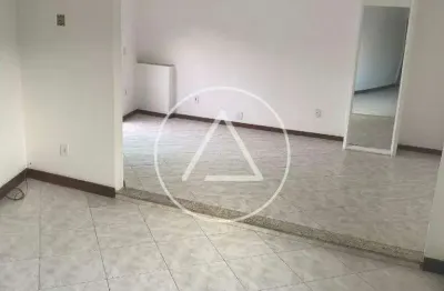 Atlântica imóveis tem excelente casa para venda no centro - macaé/rj