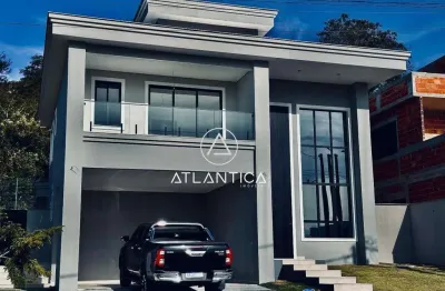 Casa duplex de alto padrão em alphaville rio das ostras - r$ 1.500.000