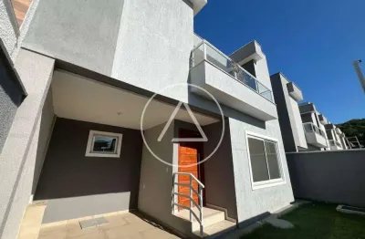 Casa à venda em costa azul - r$ 750.000 | próxima a comércios e conveniências