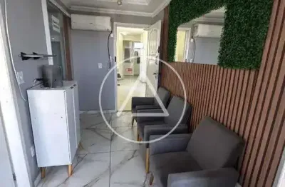 Atlântica imóveis tem excelente sala comercial para locação no centro, macaé/rj.