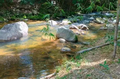 Atlântica imóveis tem excelente área de 3.600m² para venda em glicério, macaé/rj por r$ 200.000,00