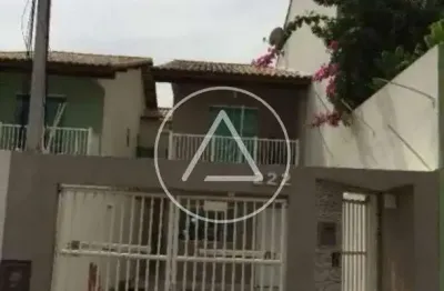 Atlântica imóveis tem excelente casa espaçosa com 3 quartos, sendo 1 suíte – conforto e praticidade para toda a família!
