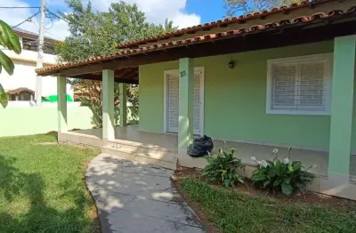 Casa com 3 dormitórios para alugar, 147 m² por r$ 2.400,00/mês - extensão do bosque - rio das ostras/rj