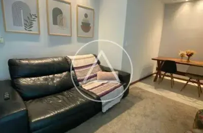 Atlântica imóveis tem excelente apartamento térreo para locação na praia campista - macaé