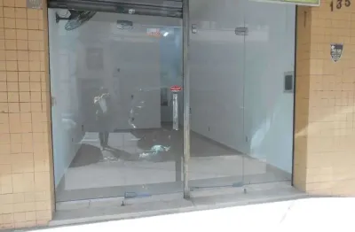Atlântica imóveis tem excelente loja para locação, 29 m² - centro - macaé/rj.