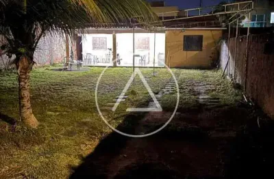 Atlântica imóveis tem excelente casa à venda, por r$ 330.000,00