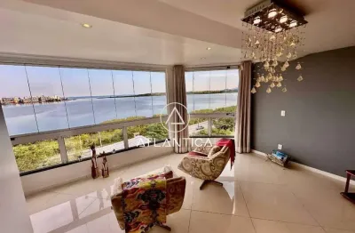 Atlântica imóveis tem excelente casa com vista espetacular à venda no bairro são marcos, macaé- rj por $2.100.000,00