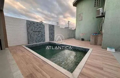Atlântica imóveis tem excelente casa ampla com área de lazer no vale dos cristais, macaé/rj por r$ 980.000,00.