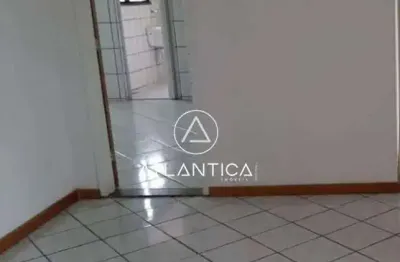 Atlântica imóveis tem excelente apartamento à venda na imbetiba, macaé/rj por r$ 685.000,00.