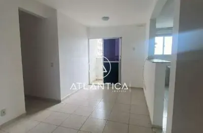 Atlântica imóveis tem excelente apartamento à venda na granja dos cavaleiros, macaé/rj.