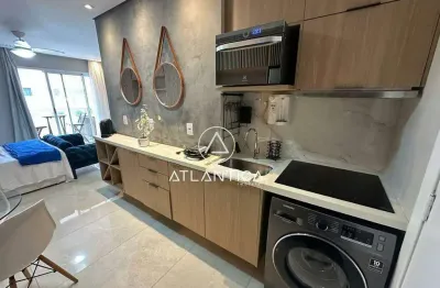 Atlântica imóveis oferece excelente flat mobiliado para locação com vista mar na praia do pecado, macaé/rj