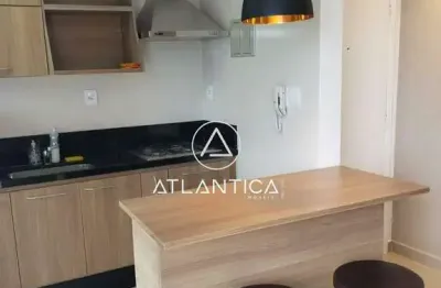 Atlântica imóveis tem excelente apartamento mobiliado para locação com vista para o mar na glória, macaé/rj.