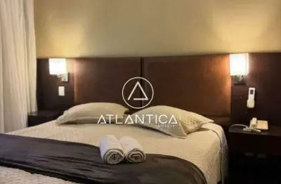Atlântica Imóveis tem excelente Flat para Locação na Praia do Pecado, Macaé/RJ.