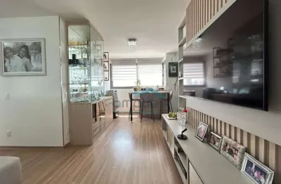 Apartamento mobiliado andar alto frente ao catuai shopping