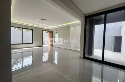 Sobrado triplex com 3 dormitórios, 1 suíte, 134 m², à venda por r$ 940.000 - portão, curitiba (pr)