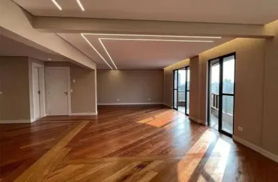 Apartamento com 3 dormitórios, 1 suíte, 233,68 m², à venda por r$ 1.790.000 - água verde, curitiba (pr)