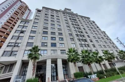 Sala comercial com 32 m², aluguel de r$ 1.100 + taxas - cristo rei, curitiba (pr)