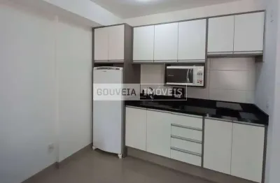 Studio com 1 dormitório, 1 suíte, 34 m², aluguel de r$ 2.050 + taxas - centro, curitiba (pr)