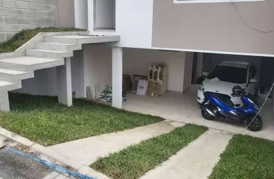 Villa serena -sobrado com 3 dormitórios, 1 suíte, 208m² à venda por r$778.274,44 - campo comprido, curitiba, pr
