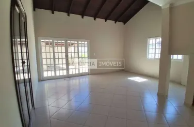 Casa com 6 Dormitórios, 1 Suíte, 350 m², à venda por R$ 2.650.000 + Taxas - Dom Bosco, Itajaí (SC)