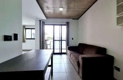 Apartamento 1 Dormitório, 33 m², aluguel de R$ 2.400 + Taxas - Prado Velho, Curitiba (PR)