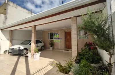 Casa com 2 quartos à venda no sítio cercado, curitiba , 60 m2 por r$ 465.000