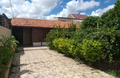 Casa com 2 quartos à venda no Cajuru, Curitiba 