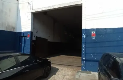 Aluga-se galpão 280m² em cumbica - ao lado da dutra trifásico