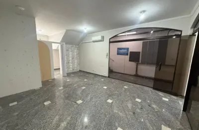 Aluga-se sala comercial 40m2 na av salgado filho - prox ao bosque maia