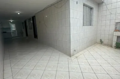 Aluga-se casa 4 cômodos com 2 vagas – independente – jardim santa emília – guarulhos/sp