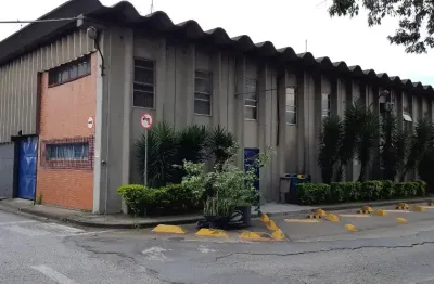 Aluga-se galpão 1.924m² em itapegica guarulhos - facil acesso a via dutra e fernão dias
