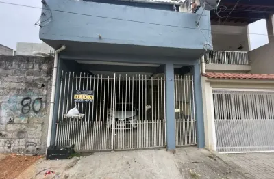 Aluga-se casa 2 dormitórios 1 vaga de garagem no jd adriana