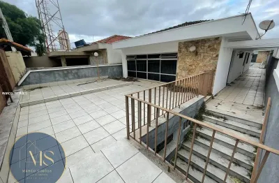 Vende-se casa terrea alto padrão com piscina na vila rosália