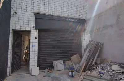 Aluga-se salão comercial na tranquilidade - sendo reformado