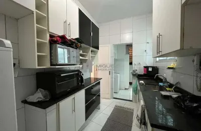 Apartamento a venda junto a saens pena (tijuca), 2 quartos com dependência e vaga