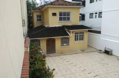 Vendo casa espetacular, rua lúcio de mendonça com 4 quartos
