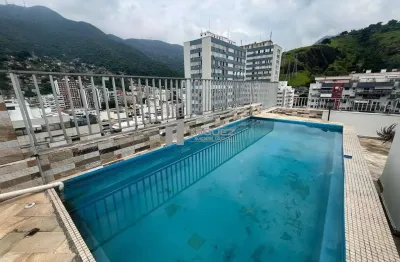 Vendo cobertura com completa estrutura de lazer com 5 quartos