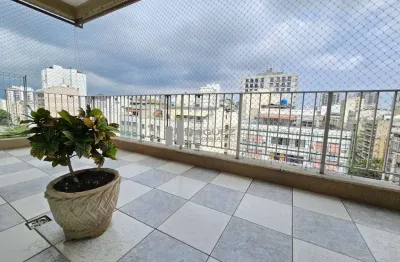 Cobertura a venda na rua haddock lobo, uma quadra do metrô afonso pena. varandão, sala ampla, 2 quartos sendo 1 suíte, banheiro social, cozinha ampla e um belo terraço com vista panorâmica. 1 vaga de 