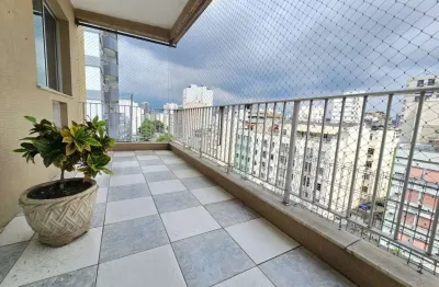 Cobertura a venda na rua haddock lobo, uma quadra do metrô afonso pena. varandão, sala ampla, 2 quartos sendo 1 suíte, banheiro social, cozinha ampla e um belo terraço com vista panorâmica. 1 vaga de 
