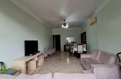 A venda rua haddock lobo a poucos minutos do centro da cidade, e da zona sul, apartamento 3 quartos de aproximadamente 120 m² em prédio com portaria 24 horas