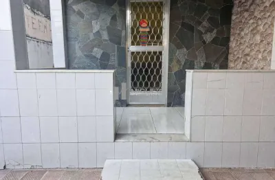 Casa a venda 4 quartos suíte e piscina na melhor localização de bangu