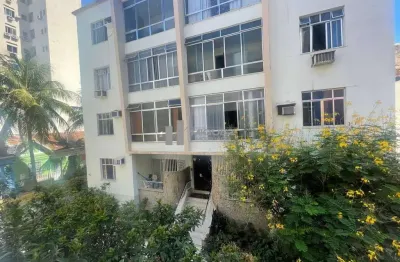 Apartamento à venda na tijuca, rua radmaker! sala, 3 quartos suíte e vaga com aproximadamente 160m² de puro conforto! debruçado na praça xavier de brito e apenas 600 metros do metrô uruguai!