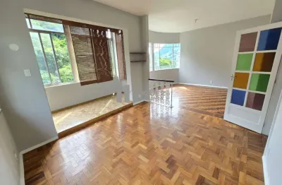 Apartamento a venda,  tijuca,  rua tiaçu, localização bucólica! sala,  03 quartos, suíte, garagem, varanda e  terraço  panorâmicos! código 21289