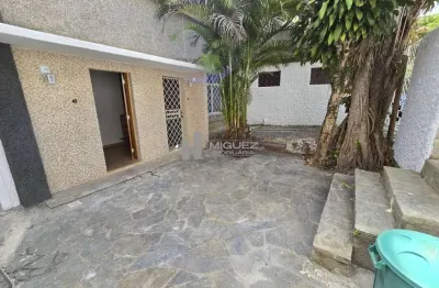 Apartamento a venda rua tiaçu (tijuca) - sala, 2 quartos, 1 banheiro social, cozinha, dependências completas (quarto, banheiro e área de serviço) - 110 m² - 1 vaga de garagem